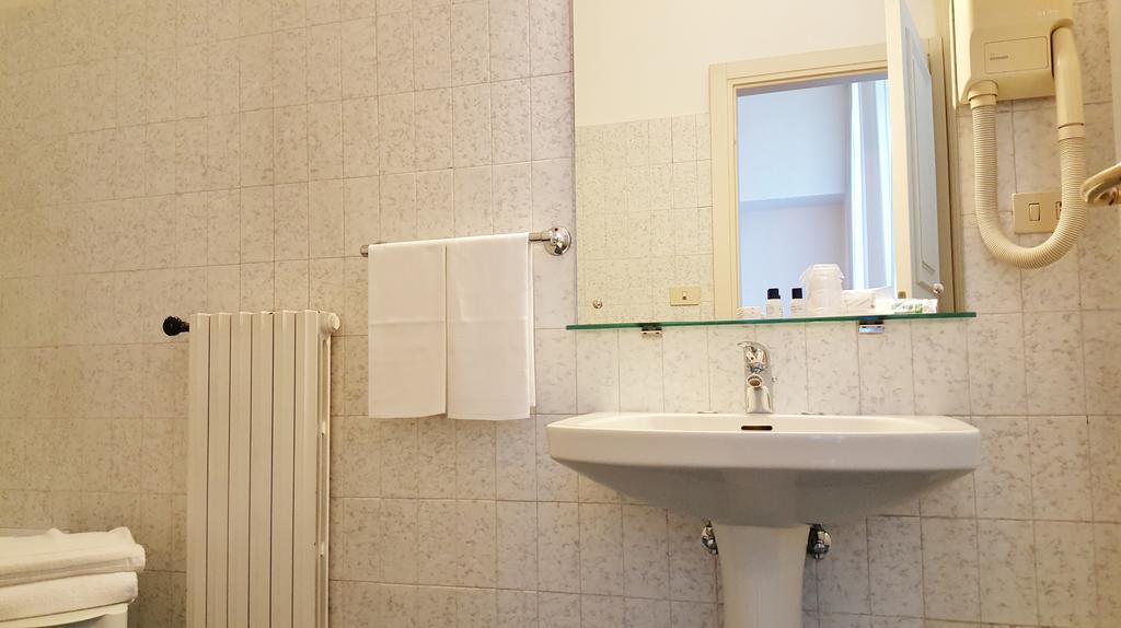 Comfort Single Room
