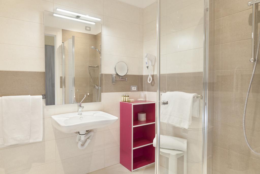 Habitación Familiar con jardín privado