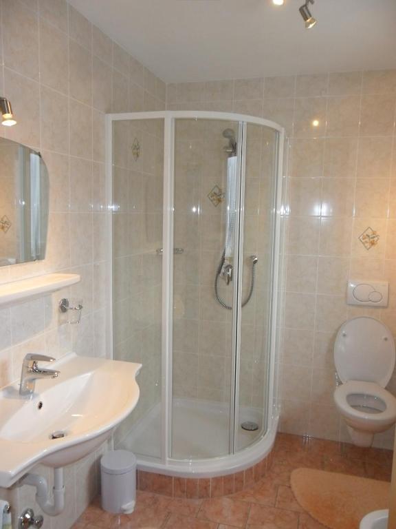 Appartamento con 2 Camere da Letto e Balcone