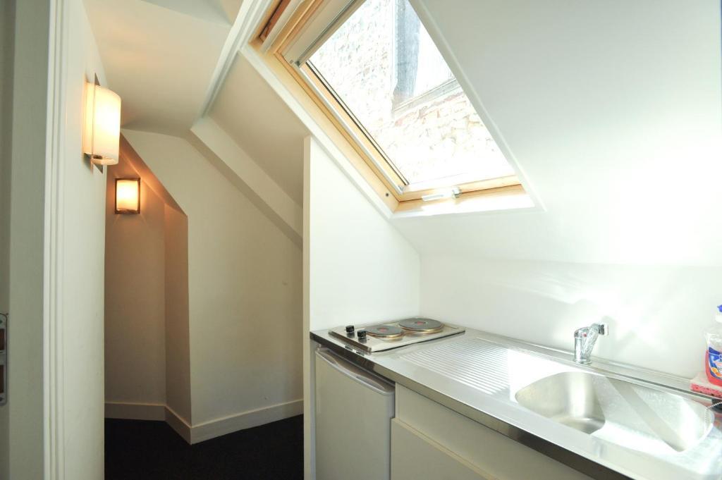 Studio avec Bain à Remous