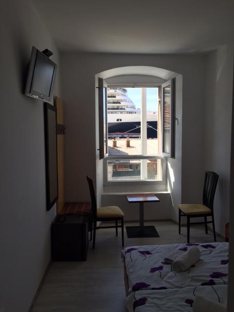 Habitación Doble con baño privado