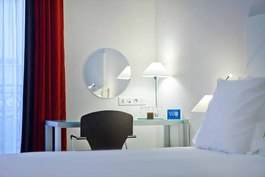 Junior Suite,328265029:JPEG