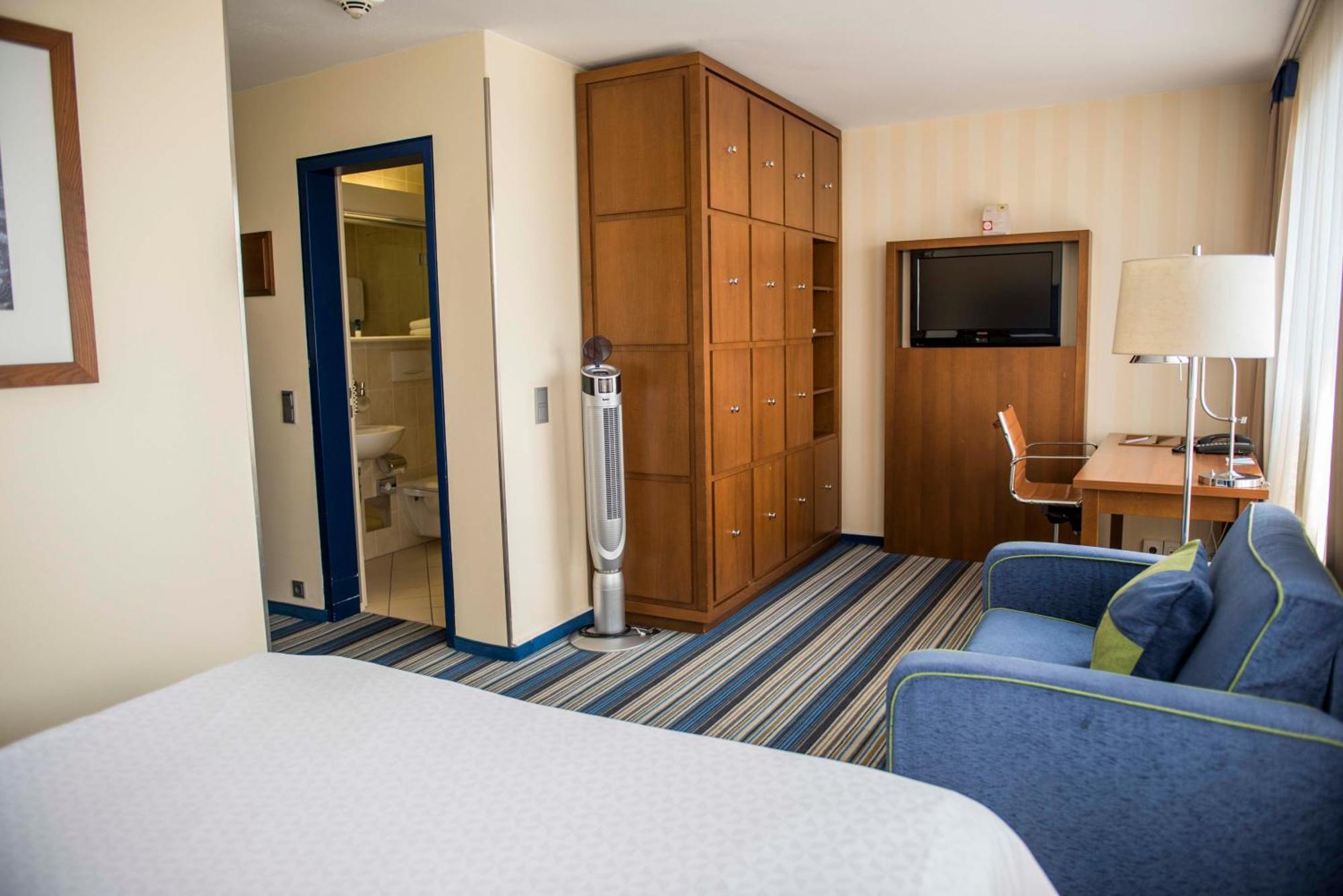 Superior Single Room,1219207840:JPEG