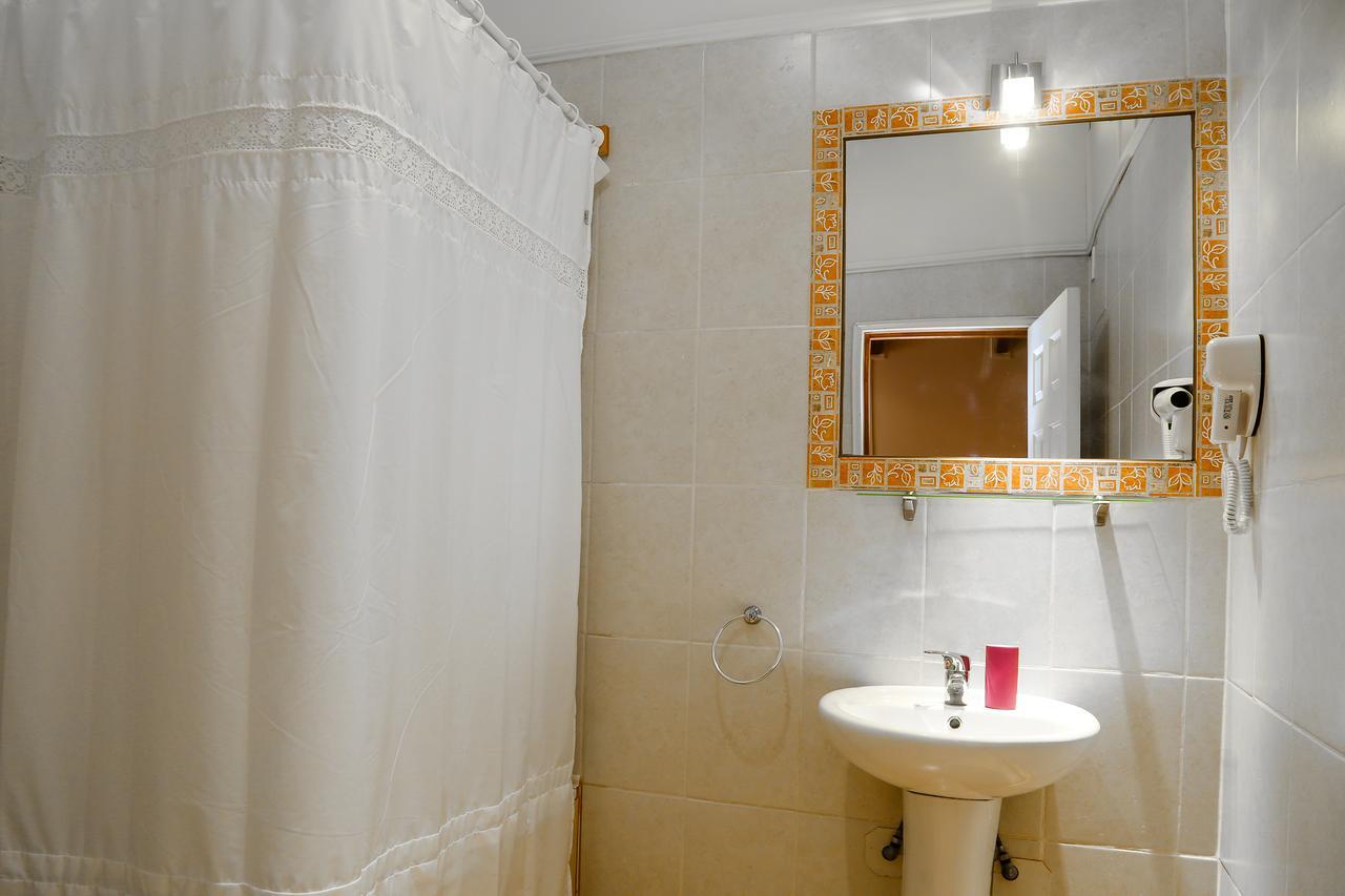 Triple Room with Private Bathroom,799869888:JPEG