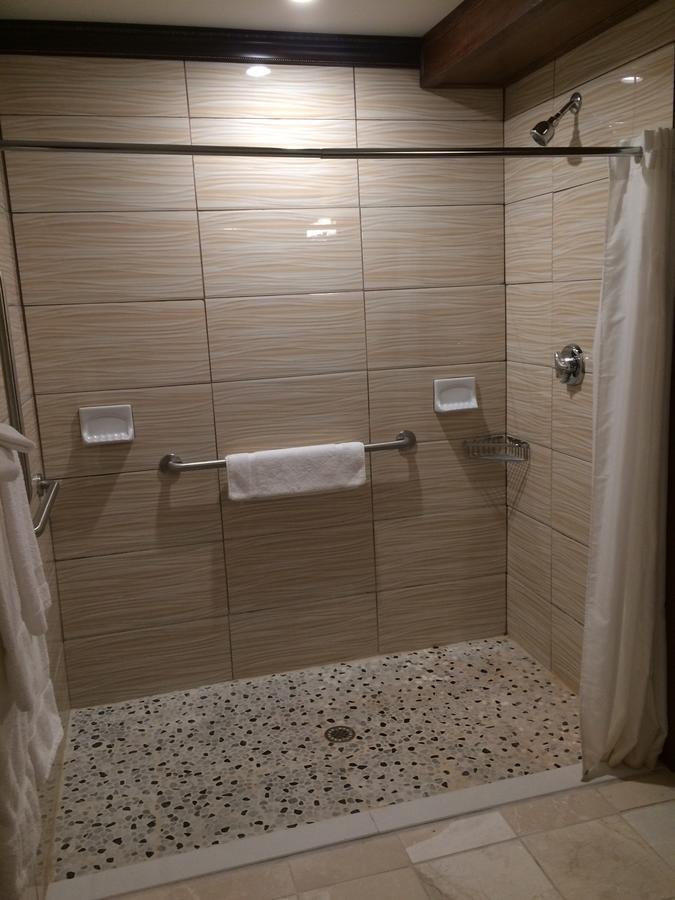 Double Room with Two Double Beds,631909200:JPEG