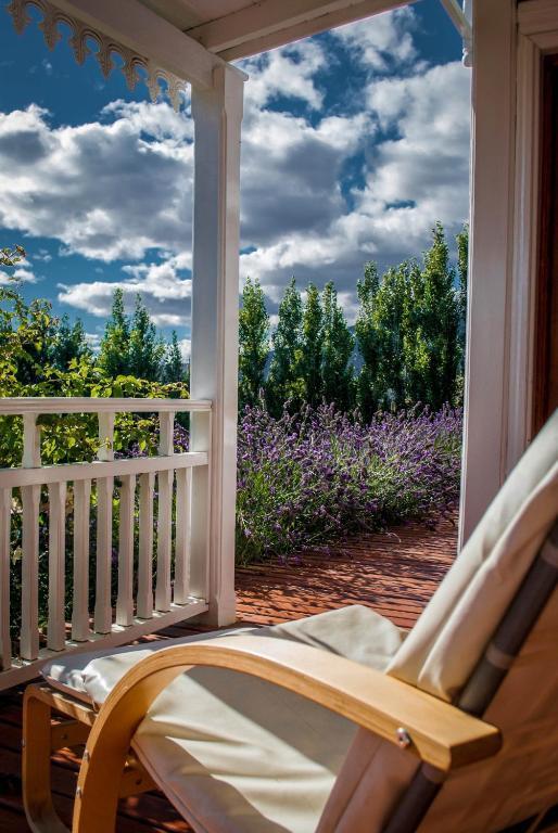 Bungalow,1584436433:JPEG