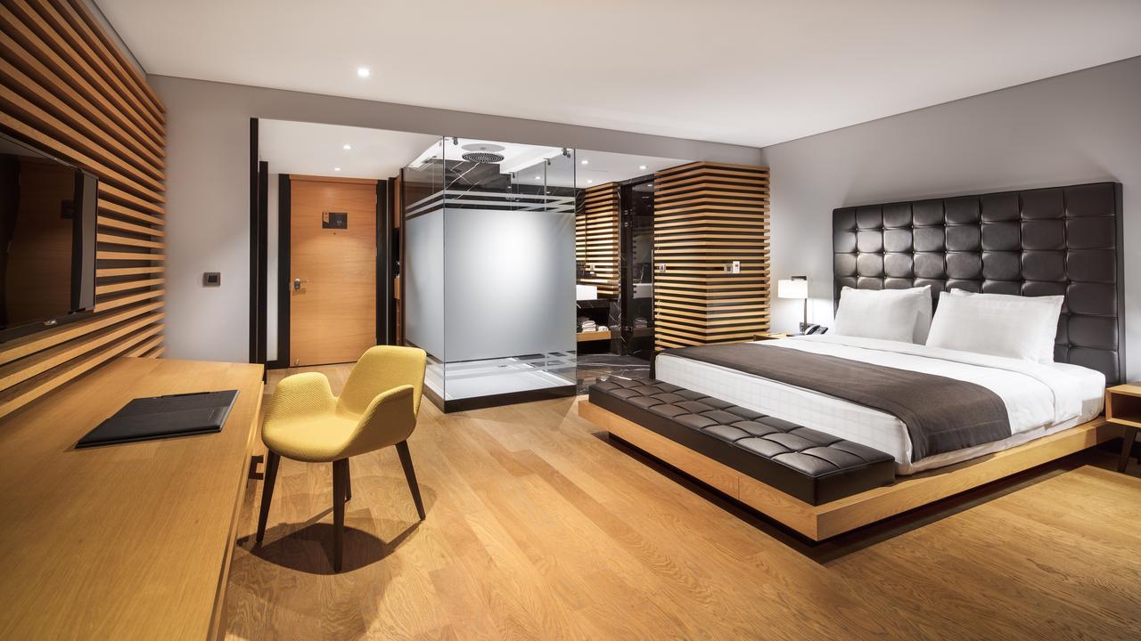 Junior Suite with Terrace and Bosphorus View,633714537:JPEG