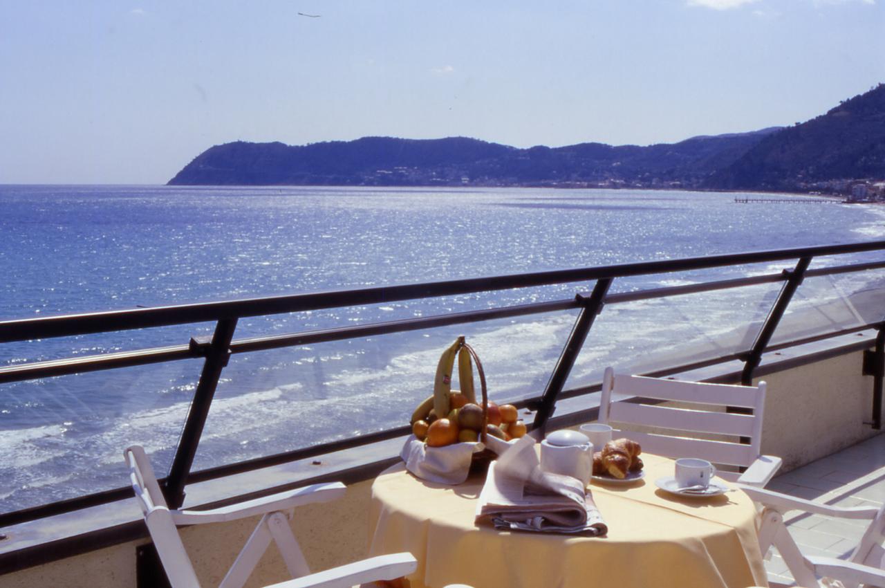 Appartamento Monolocale con Vista Mare