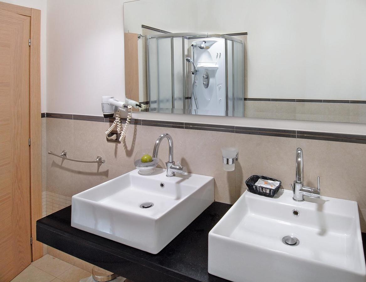 Junior Suite with Balcony,717943813:JPEG