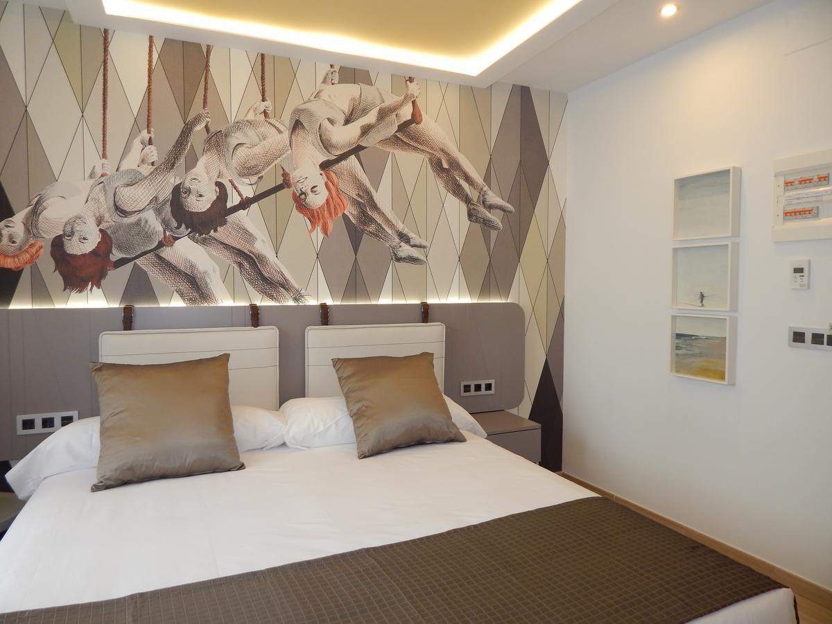Chambre Double (Rez-de-Chaussée/À Côté de la Réception)