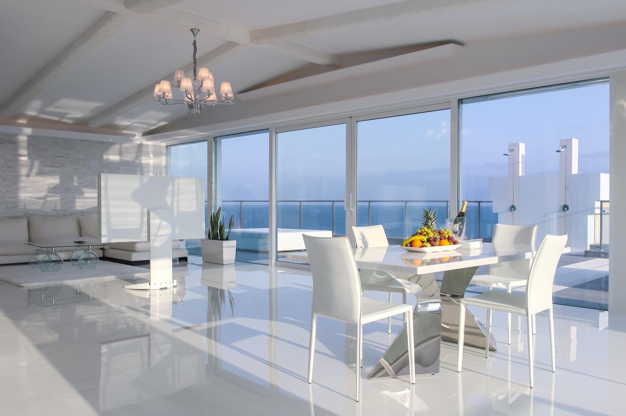 Penthouse Apartment,752534069:JPEG