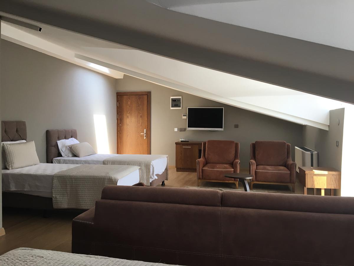 Familienzimmer mit Terrasse