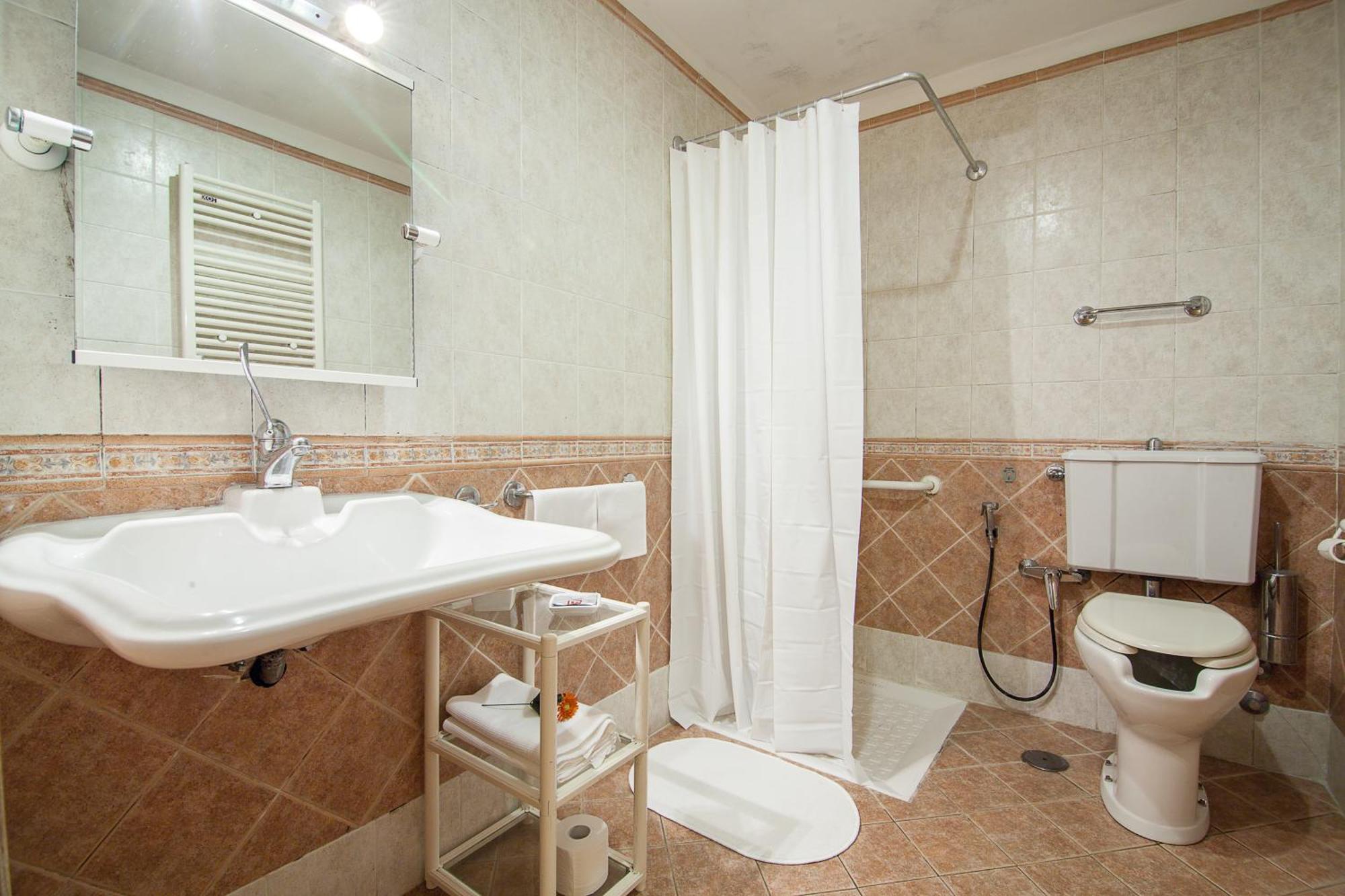 Chambre Double ou Lits Jumeaux