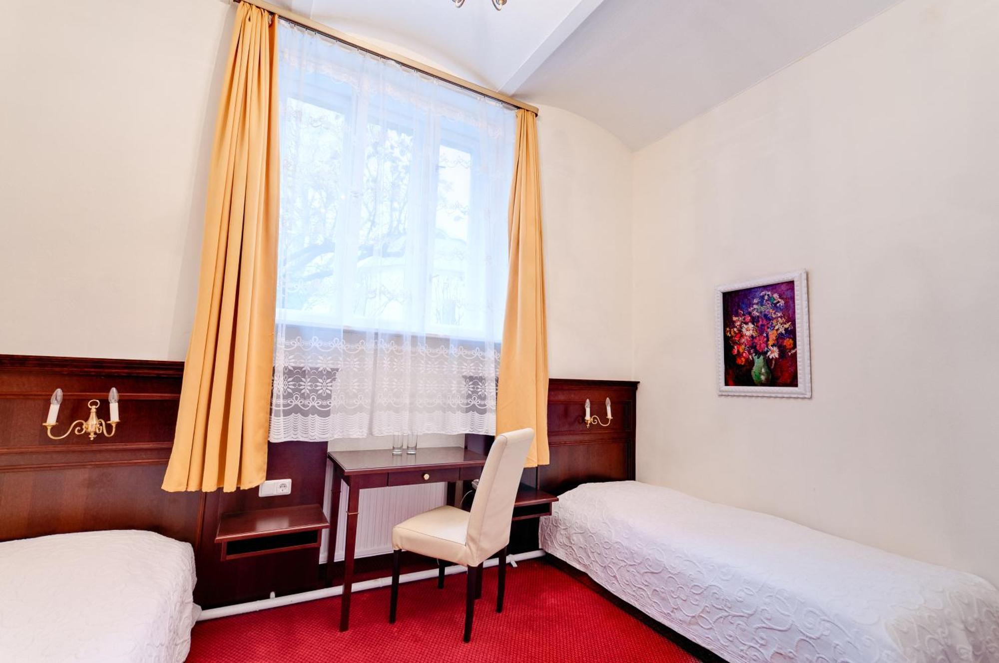 Economy Twin Room - Basement