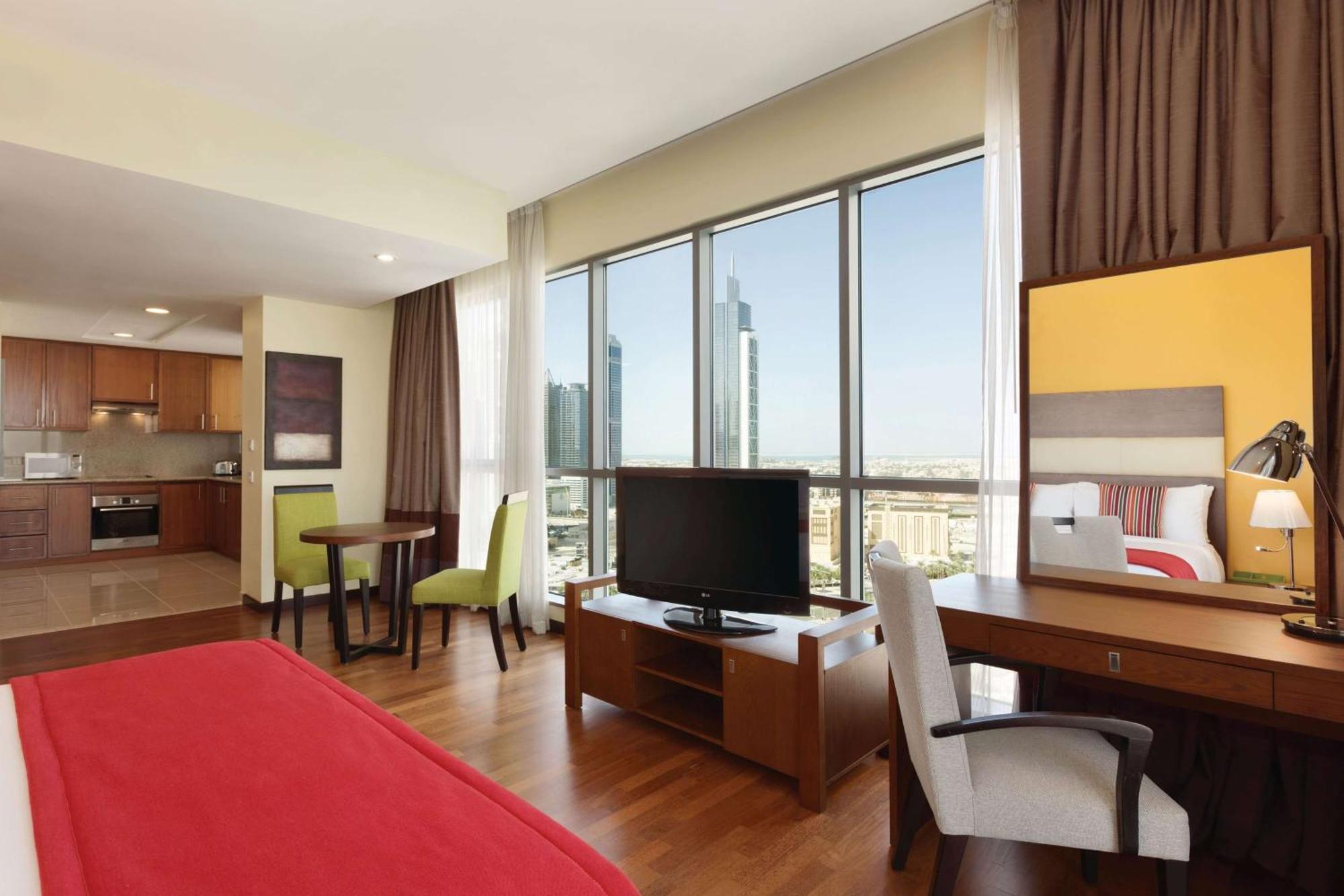 Studio Lits Jumeaux Premium - Vue sur Burj Khalifa/Fontaine - Non-Fumeurs - Transfert Gratuit vers Kite Beach, Dubai Mall et Station de Métro