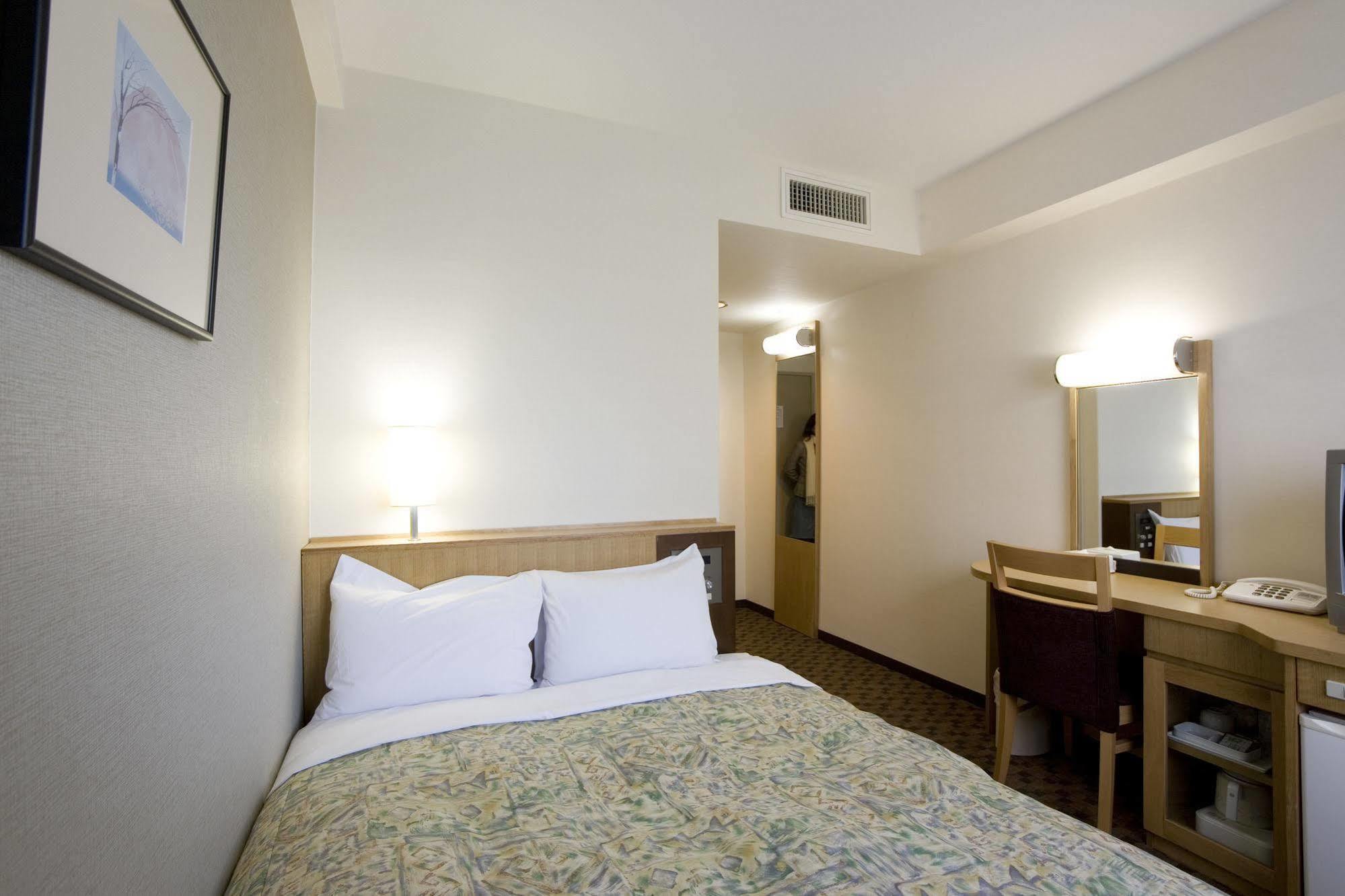 Double Room with Small Double Bed - Smoking