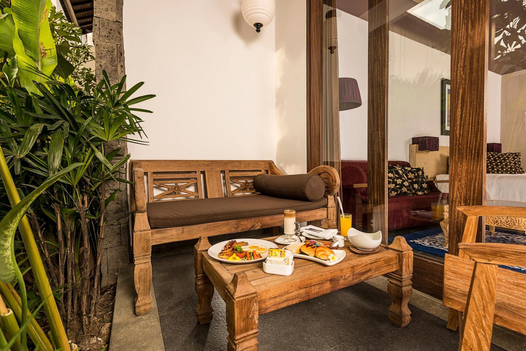 Premier Suites - Adult Only