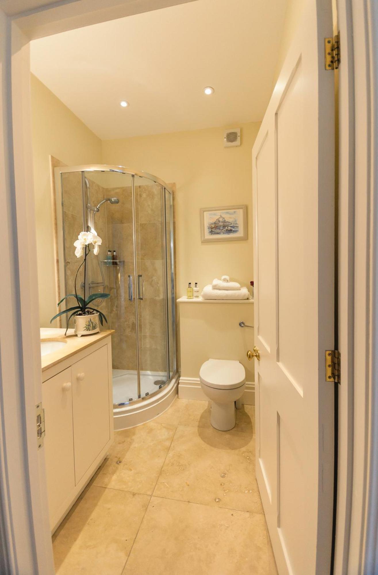 Double Room with Four Poster Bed,1608792311:JPEG