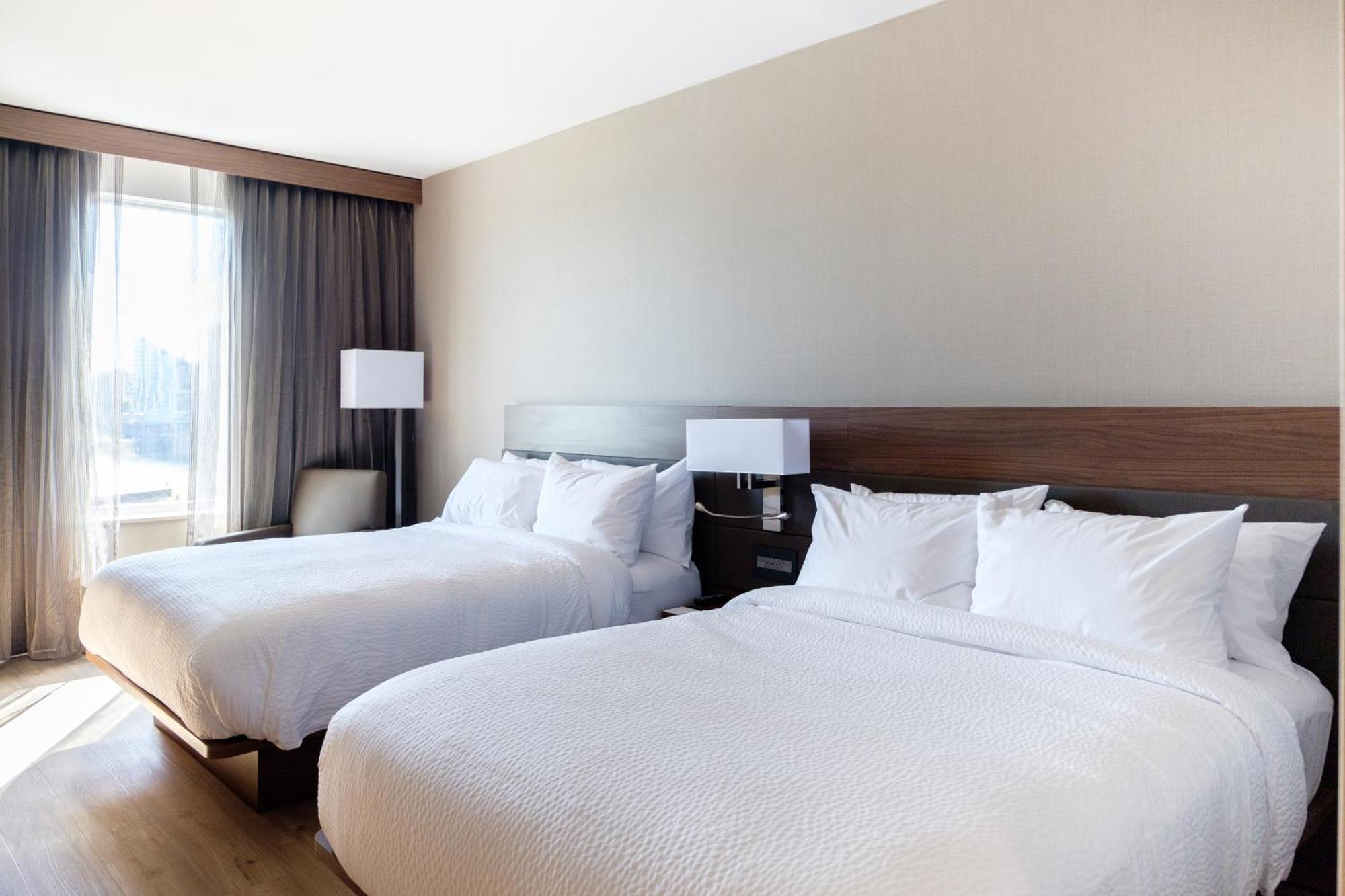 Queen Room with Two Queen Beds,1643192095:JPEG