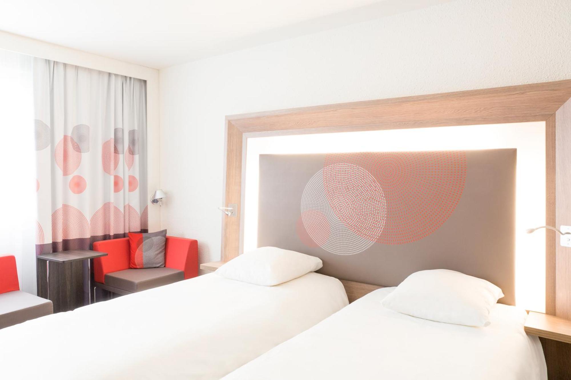 Standard Twin Room - Disability Access,1705000777:JPEG