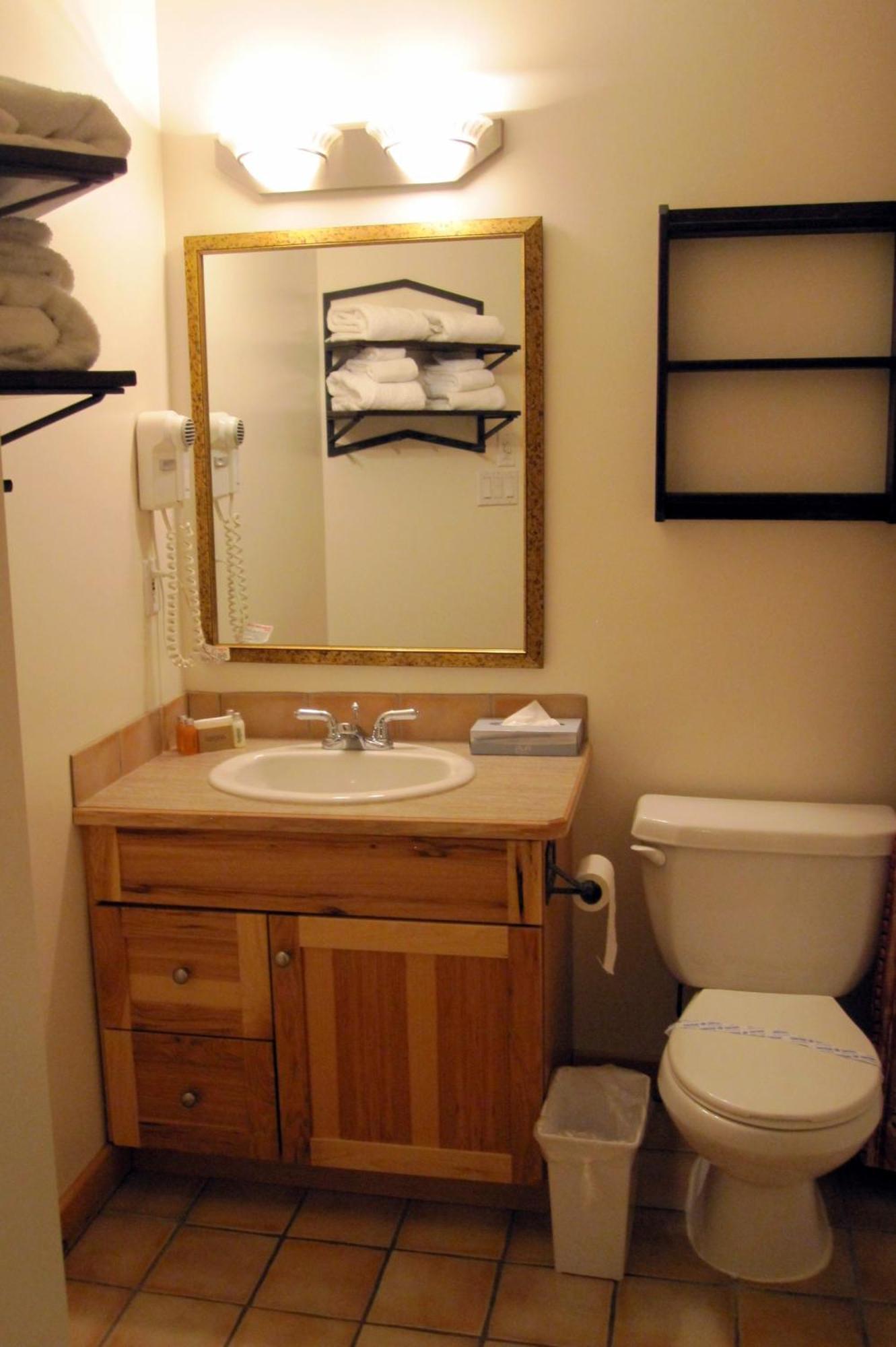 One-Bedroom Apartment,826134167:JPEG