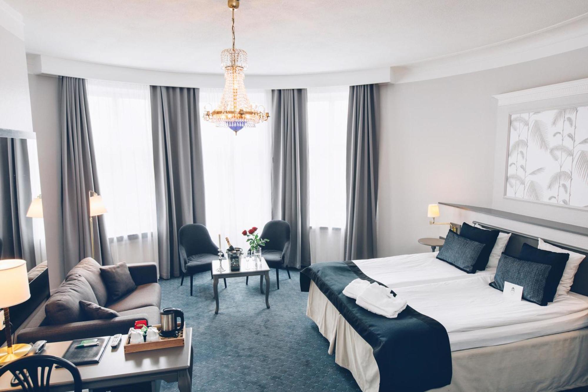 Junior Suite,746658602:JPEG
