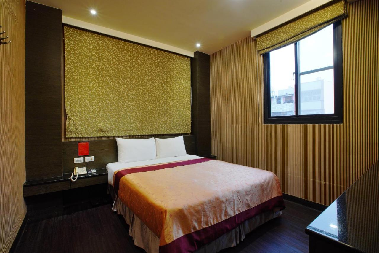 Deluxe Double Room,1584734916:JPEG