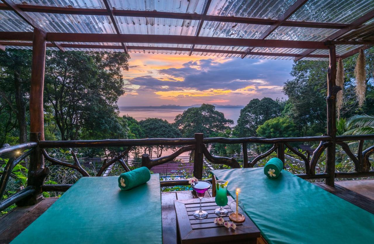 Ocean View Honeymoon Villa