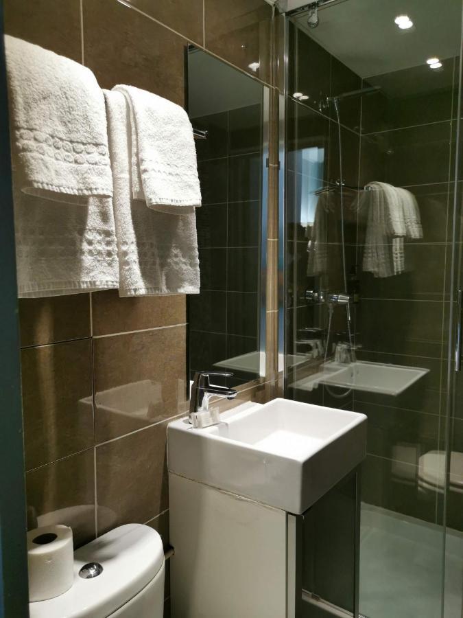 Quarto Individual