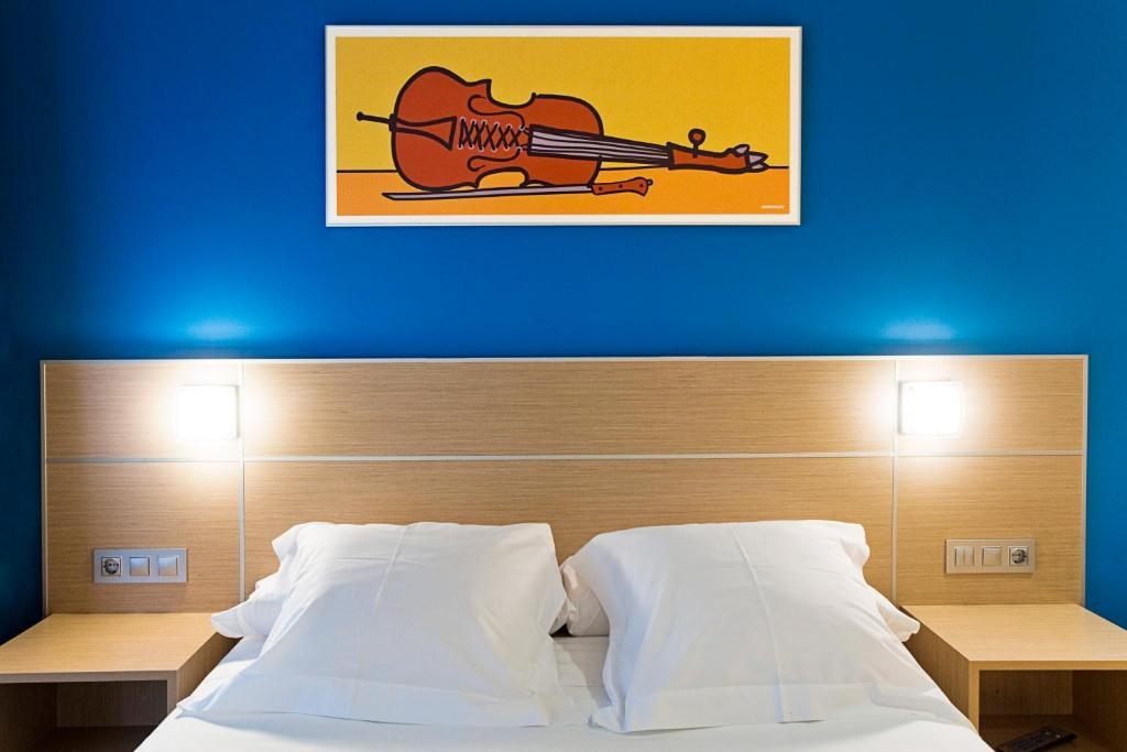 Deluxe Double Room with Balcony,9724468:JPEG