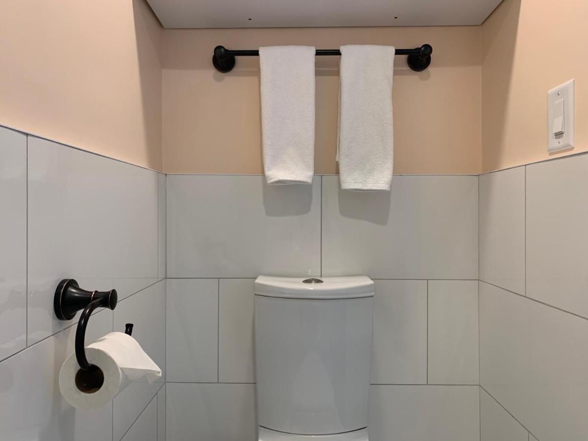 Queen Room - Disability Access,990338116:JPEG