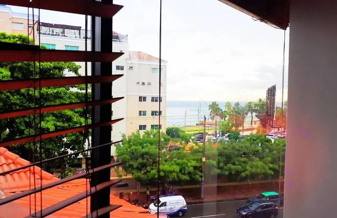 Malecon Premium Rooms-1