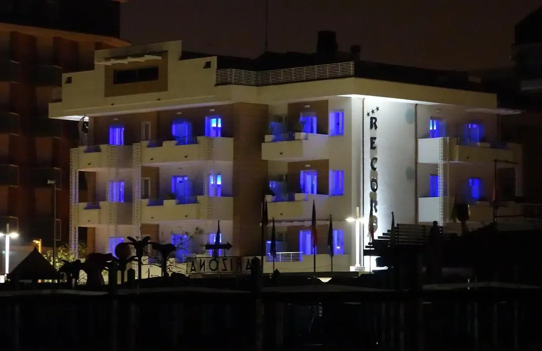 Hotel Record-1