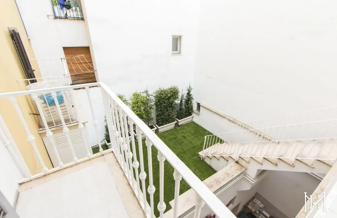 Mulberry House-1