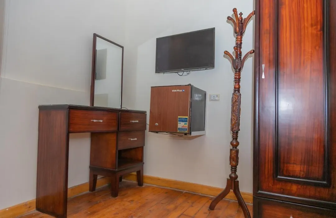 Regency Inn-1