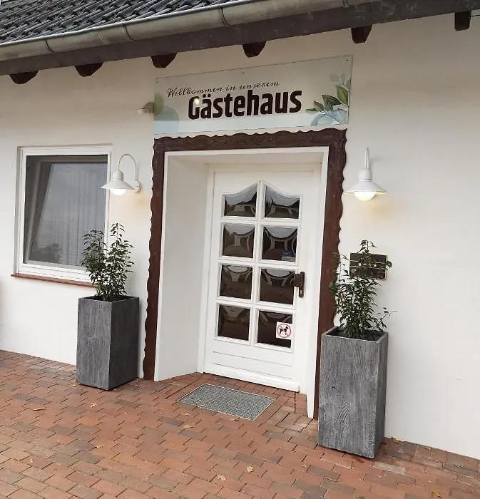 Hotel Weinhof Groß Mackenstedt-1