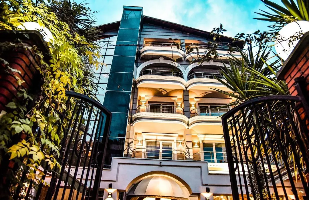 Broadway Boutique Hotel-1