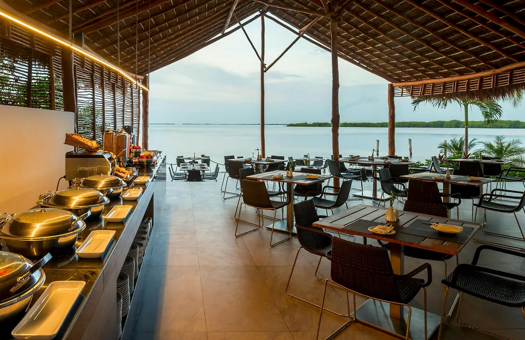 Real Inn Cancún-1