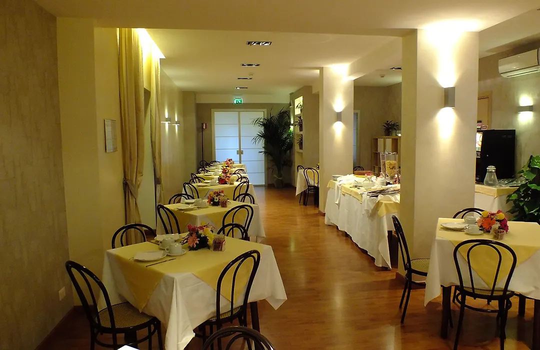 Hotel Consul-1