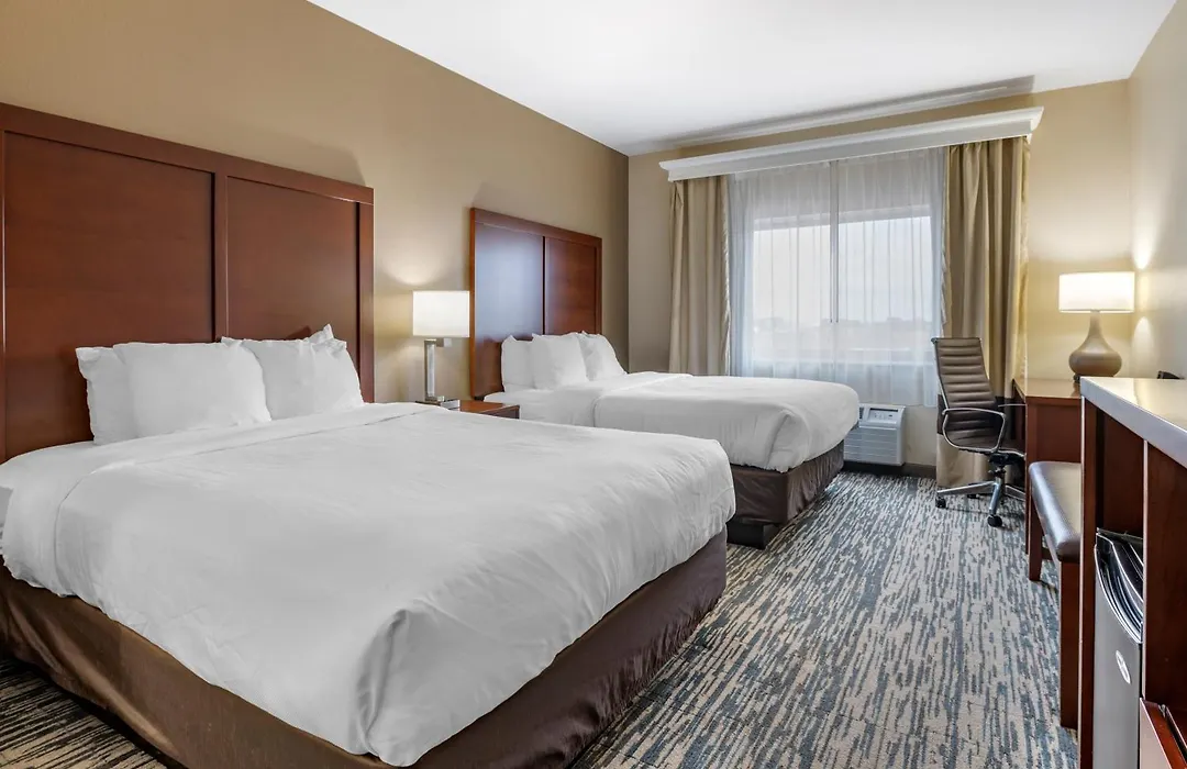 Comfort Suites Keeneland-1