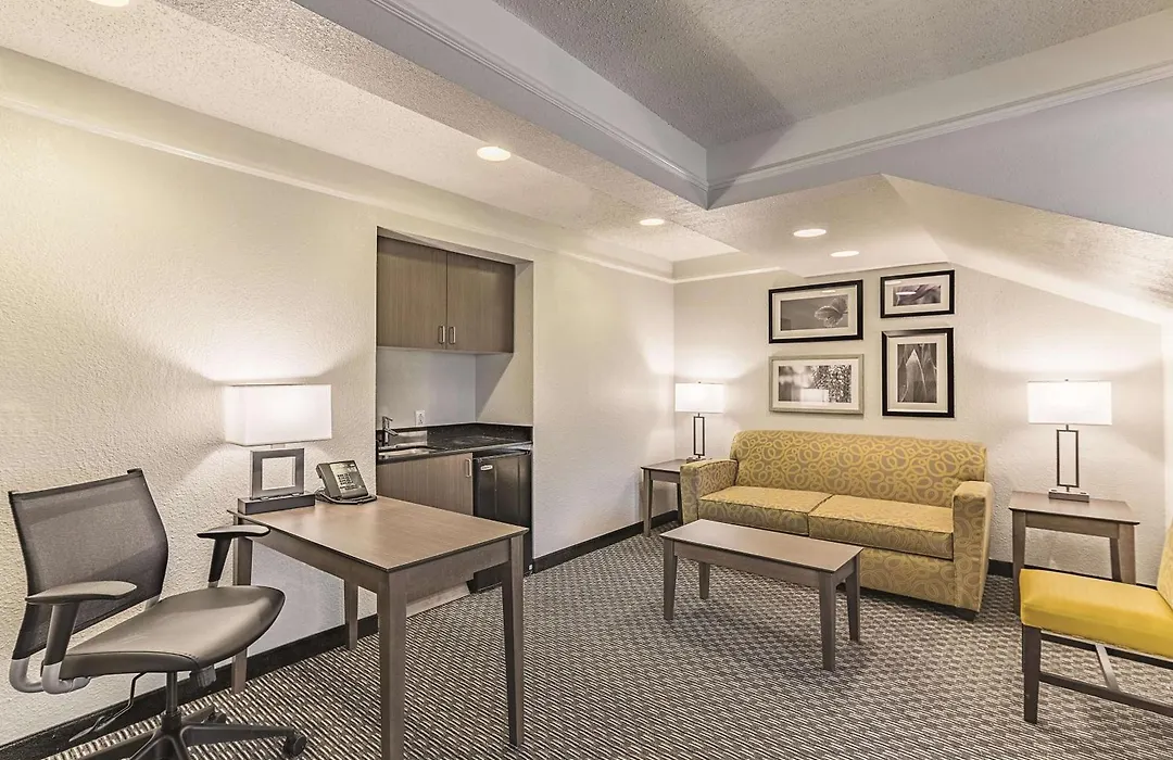 La Quinta Inn & Suites By Wyndham Austin Near The Domain-1