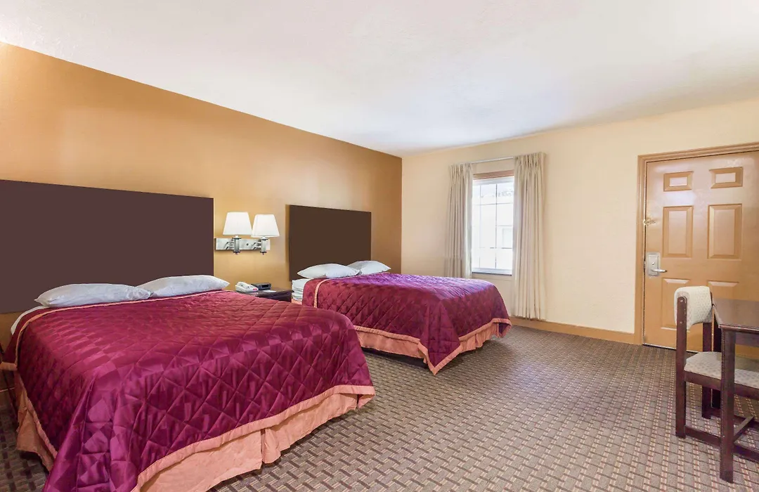 Knights Inn Glen Allen-1