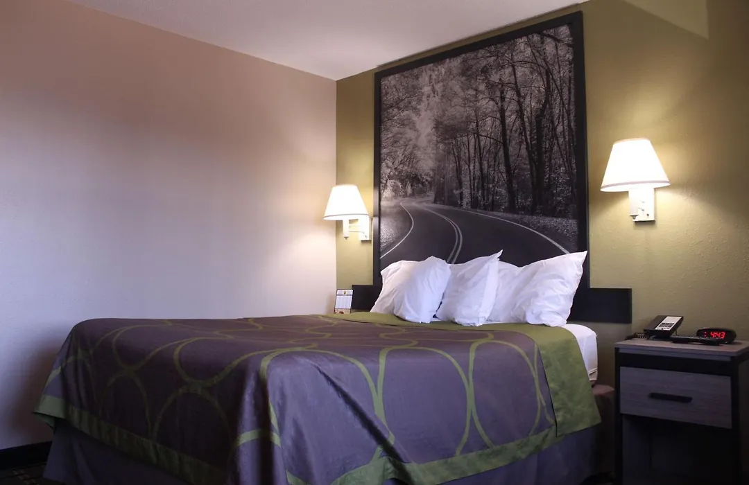 Super 8 By Wyndham Michigan City-1