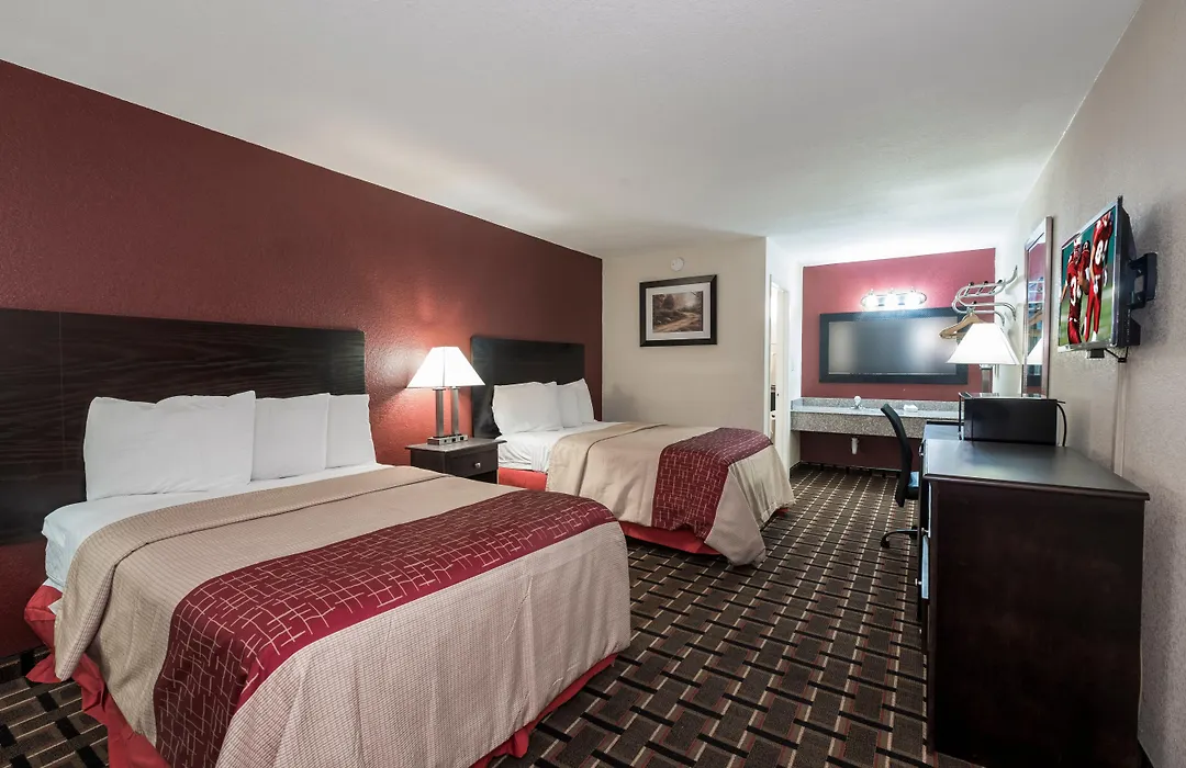 Red Roof Inn Mobile - Midtown-1