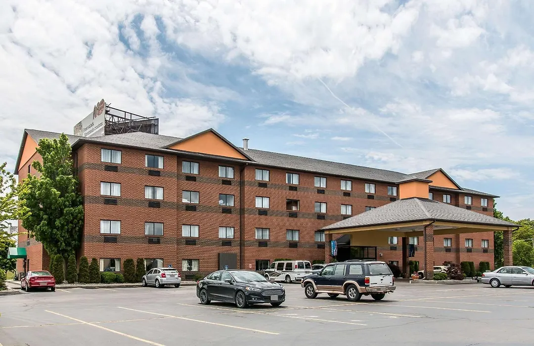 Comfort Inn Port Huron-1