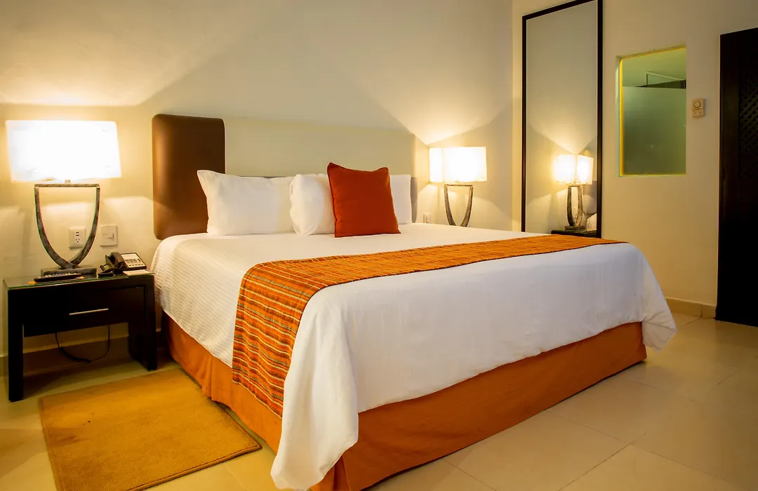 Sunscape Akumal Beach Resort & Spa-1