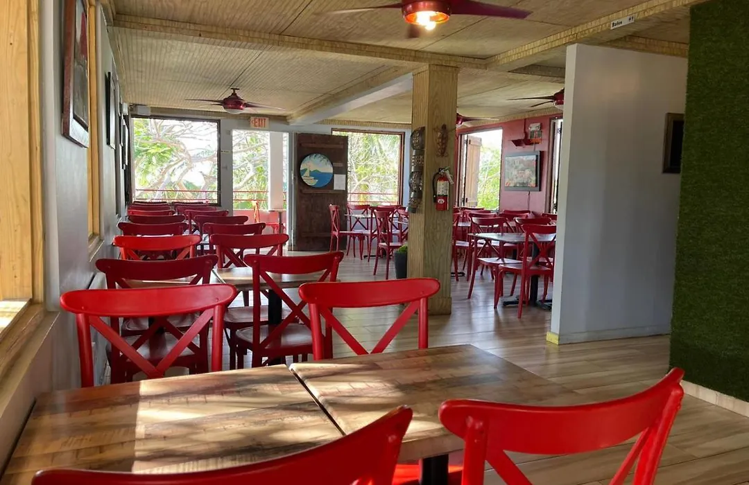 Red Flamboyan Guesthouse And Restaurant-1