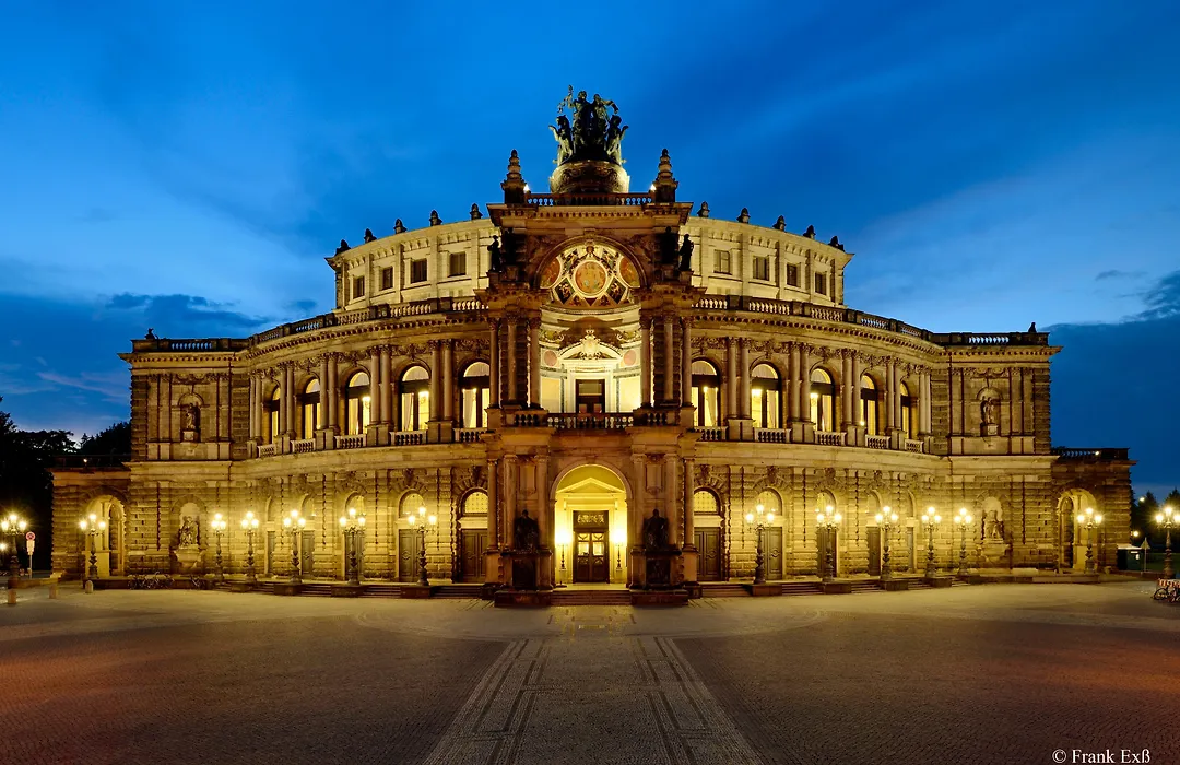 Holiday Inn Express Dresden City Centre-1