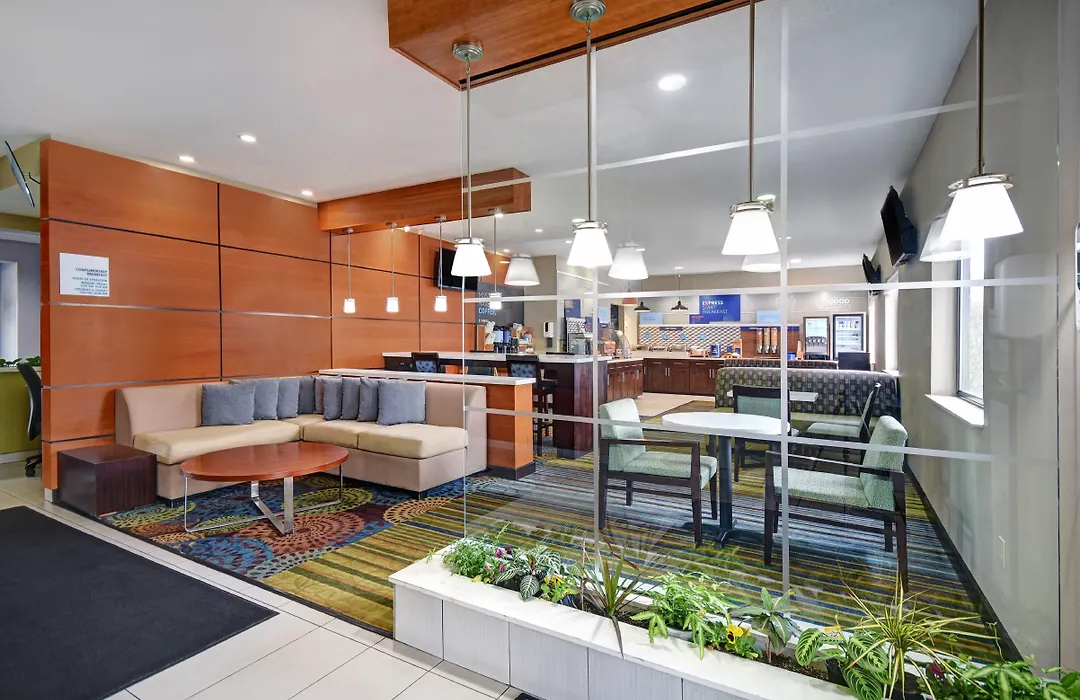 Holiday Inn Express Marshall By Ihg-1