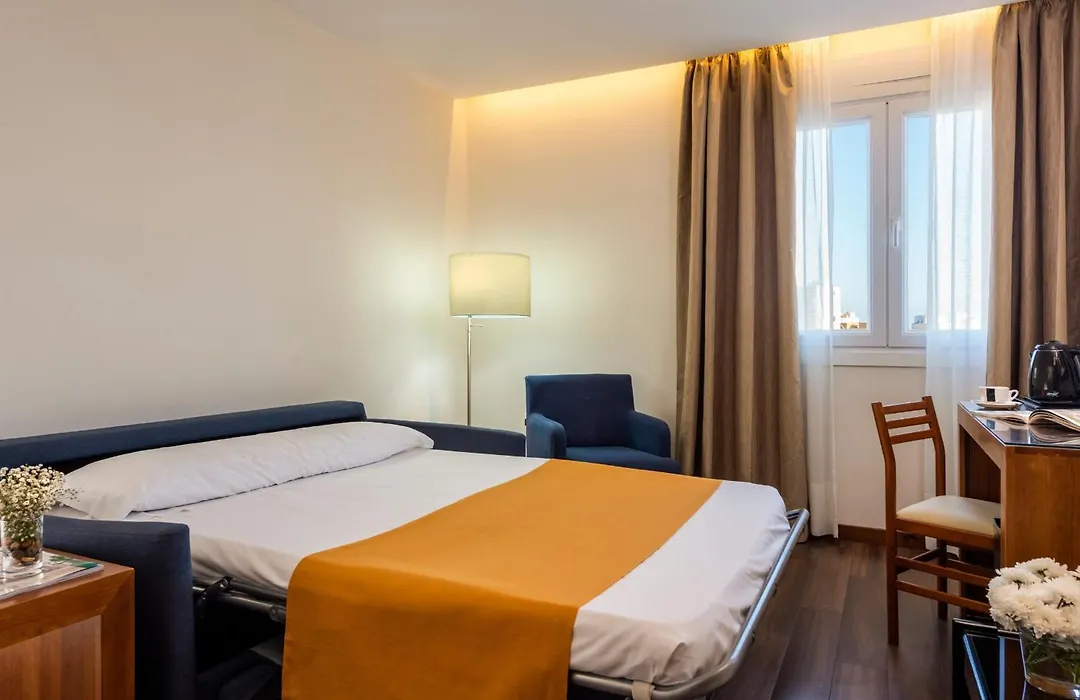 Hotel de Francia y París-1